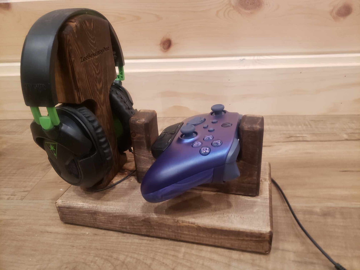 Customizable controller and headphone stand